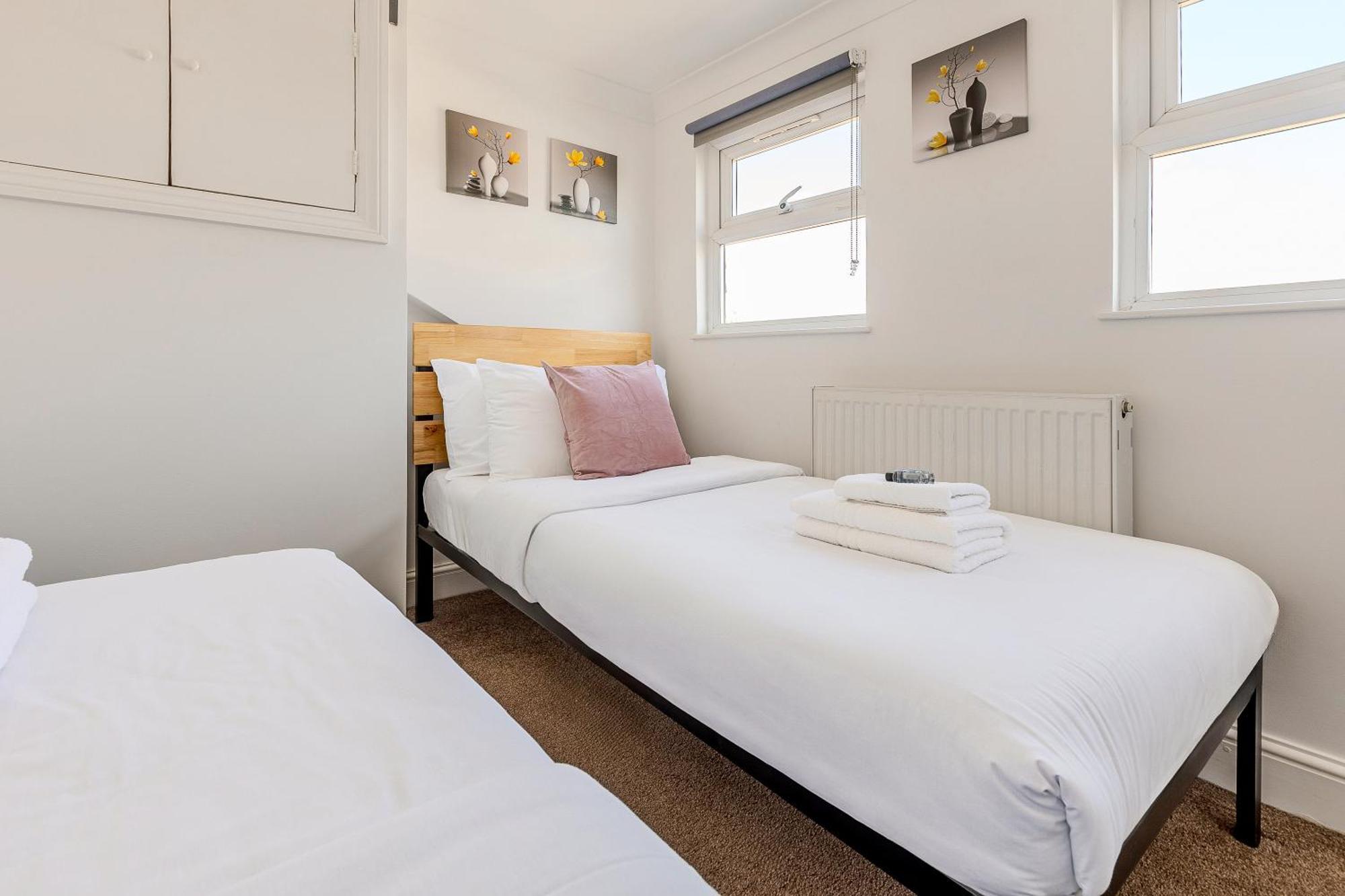 Bright 2Br Flat, Forest Gate, East Londra Exterior foto